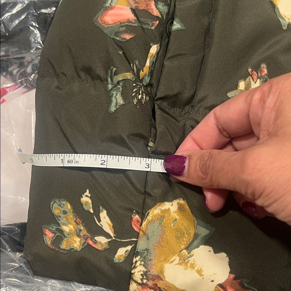 Lands' End Black Floral Puffer Vest  Max 600 - Picture 14 of 15